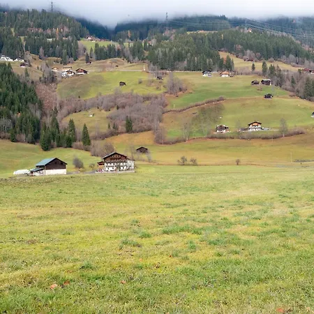 In Wald Near Zillertal Area, Cleaning Included Apartmán *